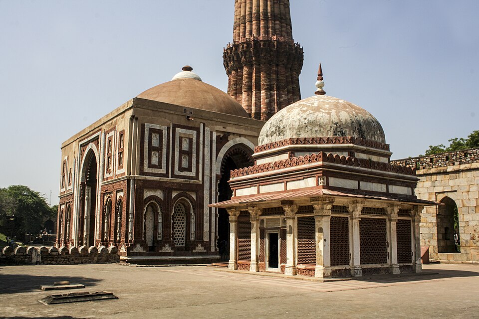 Golden Triangle & Sacred Varanasi